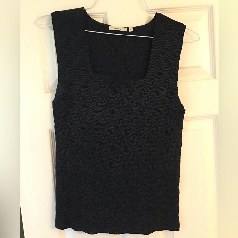 Stretch polyester silky top